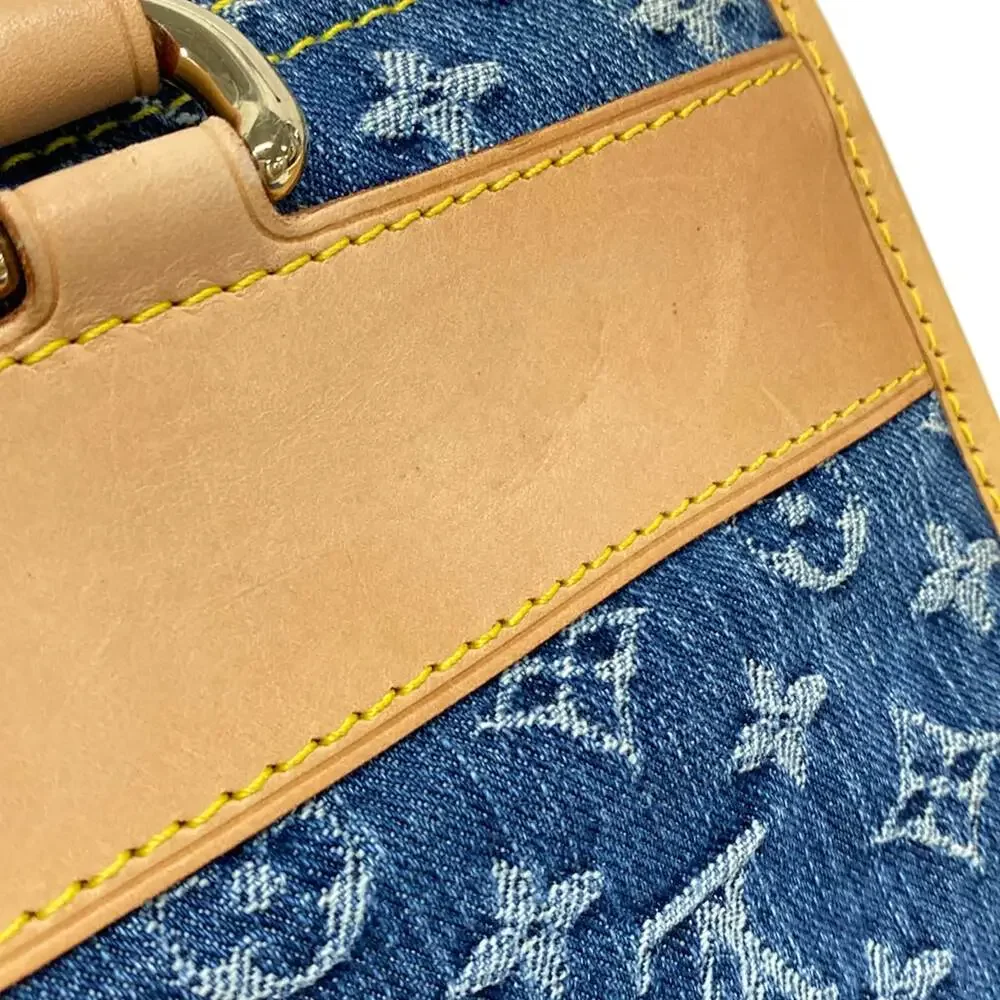 Louis Vuitton Flat Shopper Monogram Denim Handbag M95018